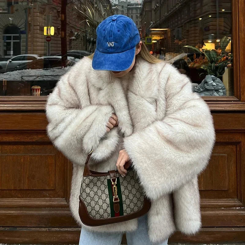2024 Winter Ins Hot Fashion Girls Oversized Gradient Fur Coat Women Thick Warm Outerwear Fluffy Faux Fox Fur Jacket - Colouronova