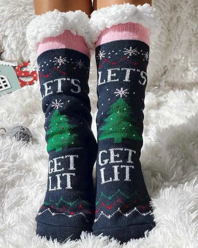 1Pair Christmas reindeer snowflake warm wool lining crew socks 2025 autumn/winter spring new fashionable casual women's clothing