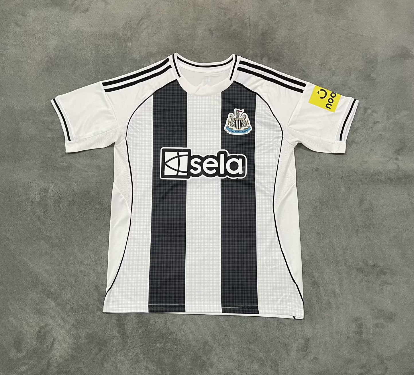 Club football jersey: short-sleeved single top Colouronova