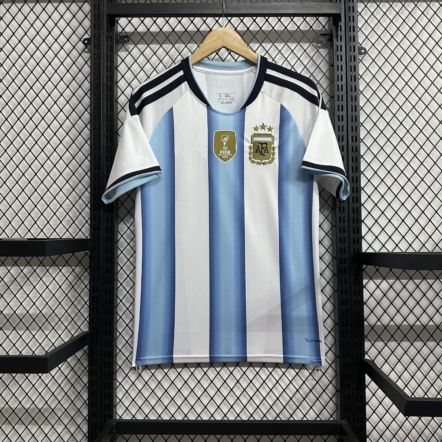 World Cup-style jerseys Colouronova