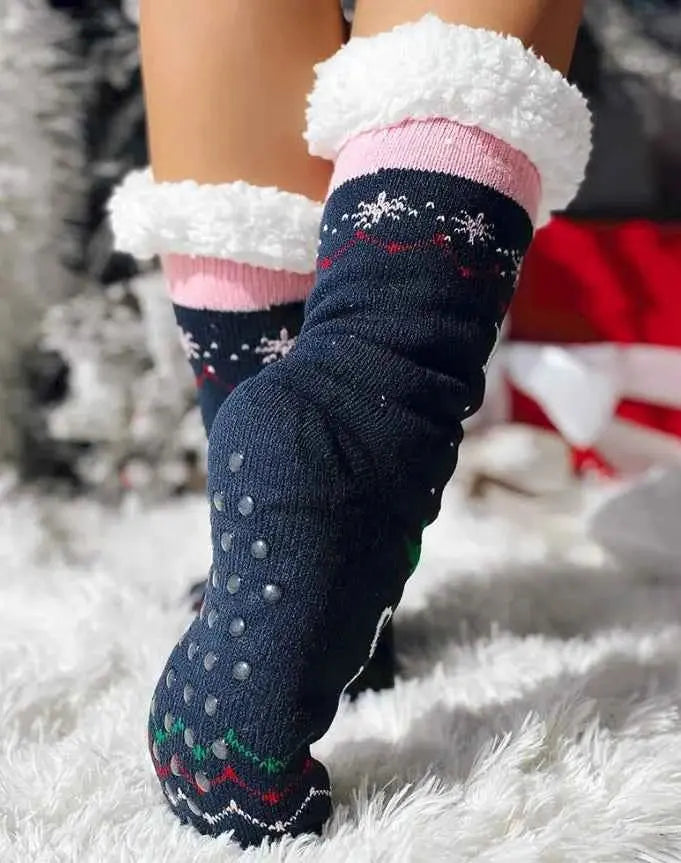 1Pair Christmas reindeer snowflake warm wool lining crew socks 2025 autumn/winter spring new fashionable casual women's clothing