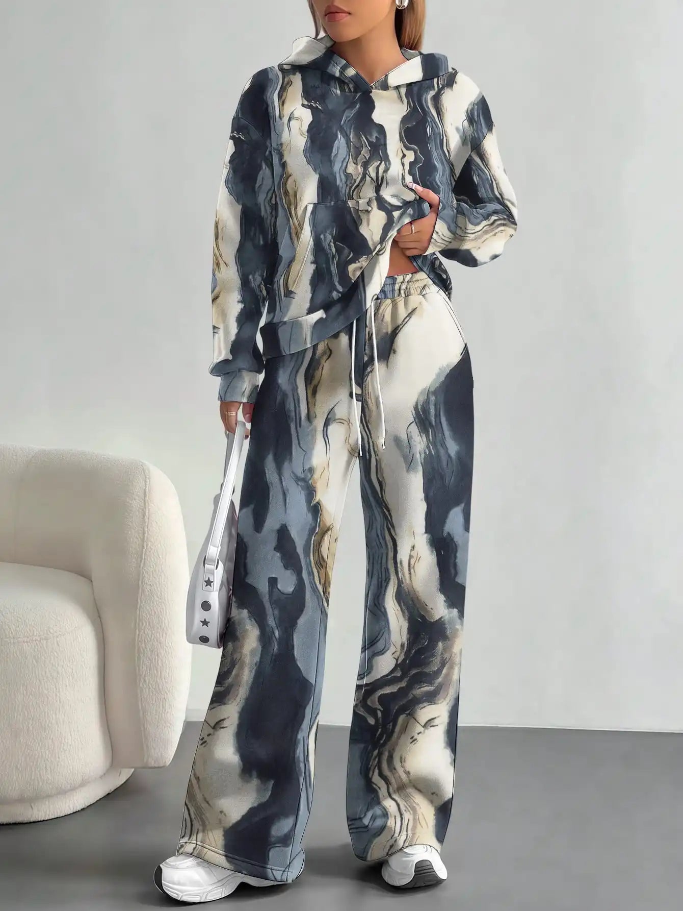 2025 new green camouflage sports style foreign trade printing hot style fashion casual outdoor European and American women's sui - Colouronova