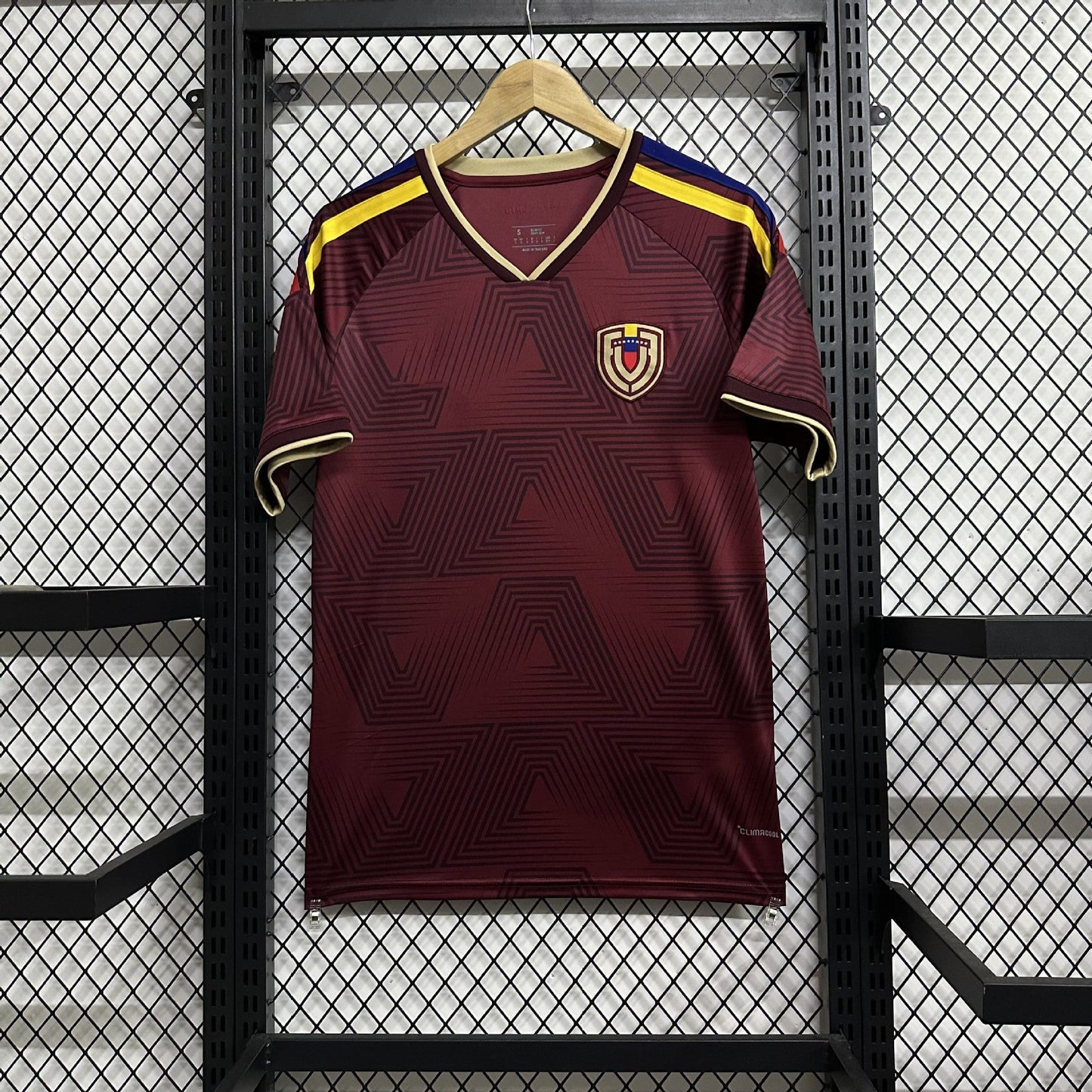 World Cup-style jerseys Colouronova
