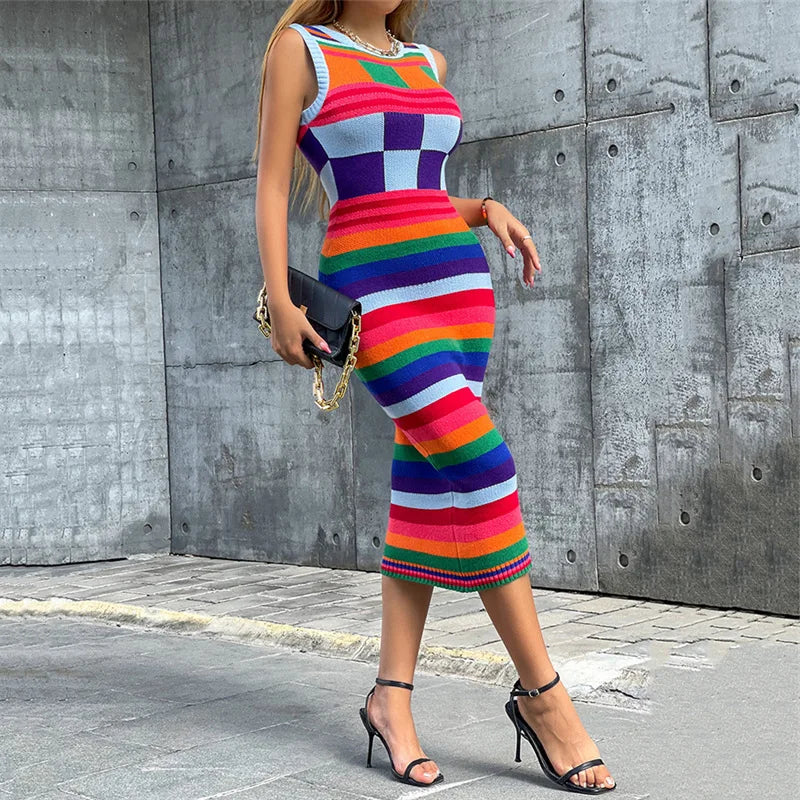 women's clothing  autumn/winter new fashionable contrasting color Christmas sweater long slim fit wrapped buttocks knitted dress - Colouronova