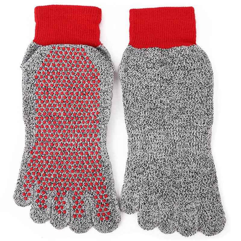 Breathable toe-separating socks for sports