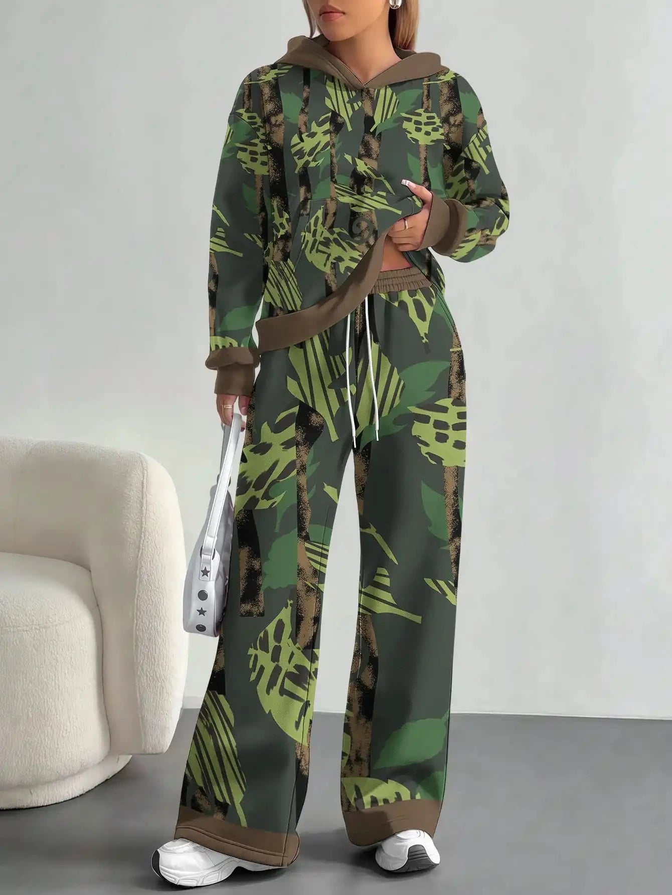 2025 new yellow green camouflage sports style foreign trade comfortable fashion leisure outdoor European and American women's su Colouronova