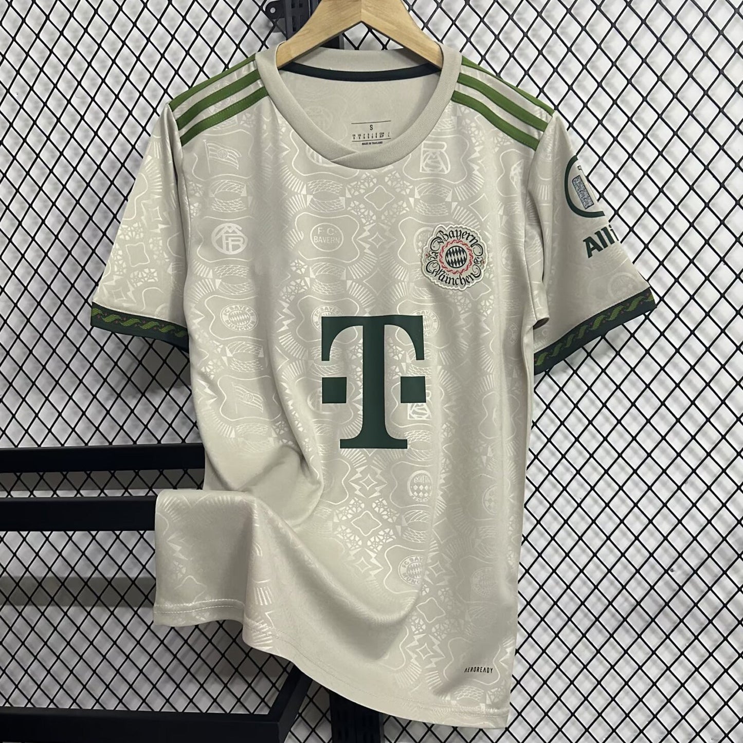 World Cup jerseys Colouronova