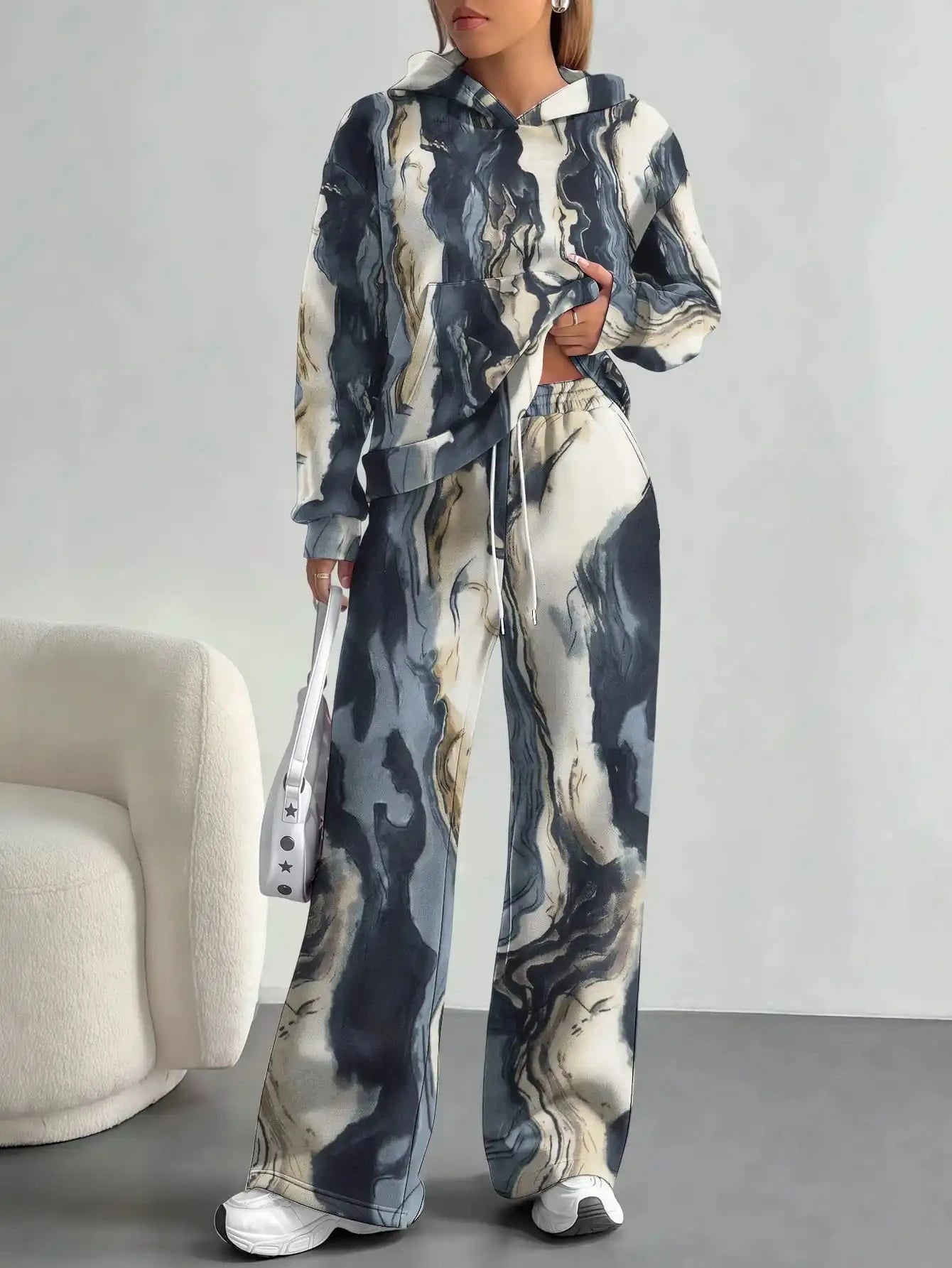 2025 new green camouflage sports style foreign trade printing hot style fashion casual outdoor European and American women's sui Colouronova