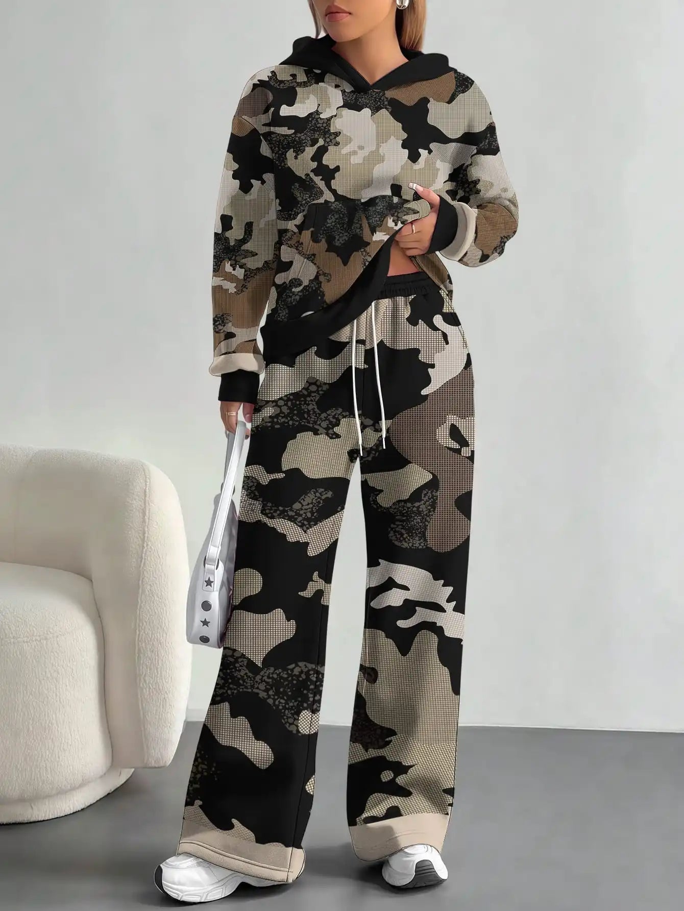 2025 new green camouflage sports style foreign trade printing hot style fashion casual outdoor European and American women's sui - Colouronova