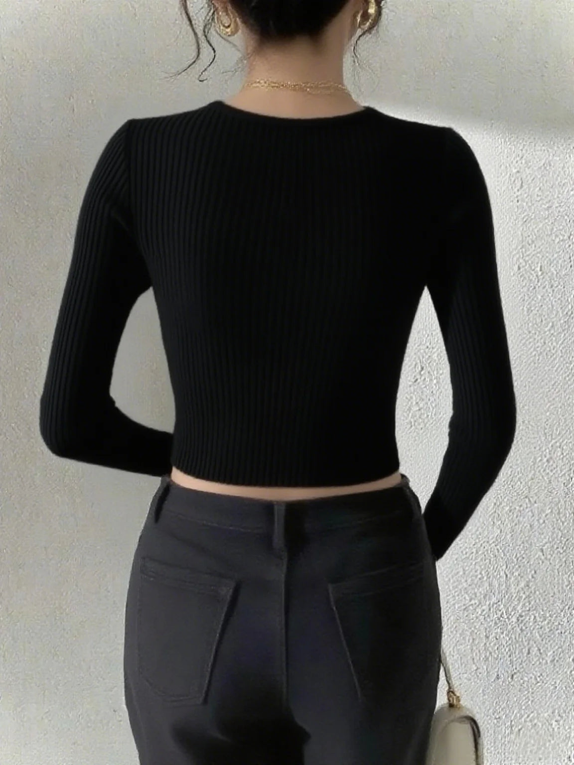 Women's V-neck standard size top, elegant long-sleeved autumn and winter style, bottoming pullover, fashionable popular style - Colouronova