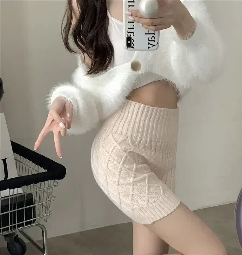Fashion Women Winter Bottoming Shorts Knitted High Waist Elastic Warm Anti-exposure Basic Shorts ThickElastic Postpartum - Colouronova