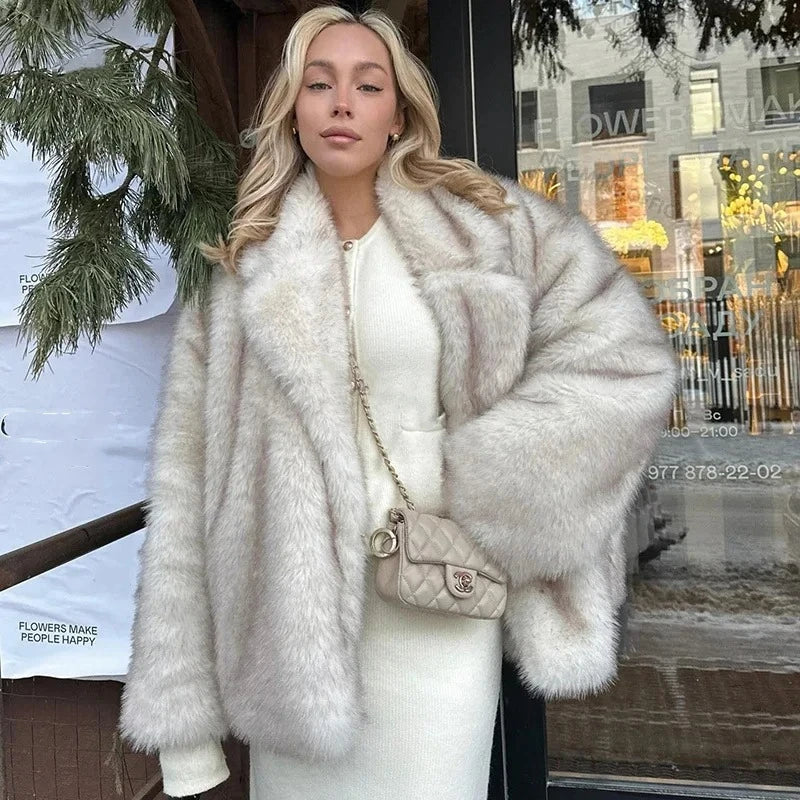 2024 Winter Ins Hot Fashion Girls Oversized Gradient Fur Coat Women Thick Warm Outerwear Fluffy Faux Fox Fur Jacket - Colouronova