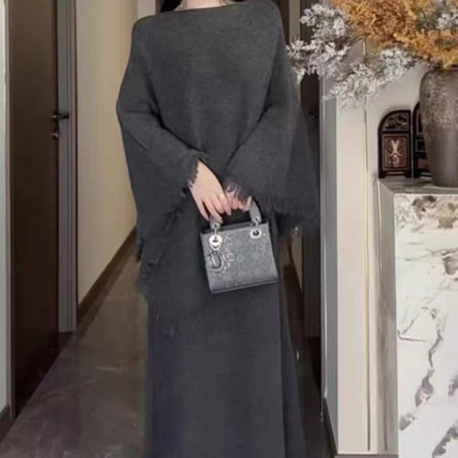 Women?s Knitted Suit Colouronova