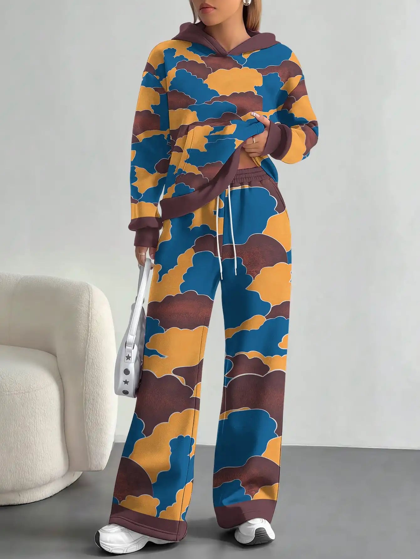 2025 new green camouflage sports style foreign trade printing hot style fashion casual outdoor European and American women's sui - Colouronova