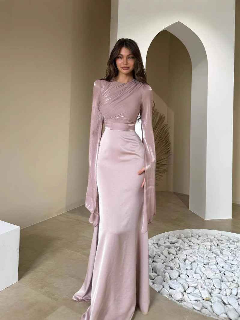 Slim-fit dress