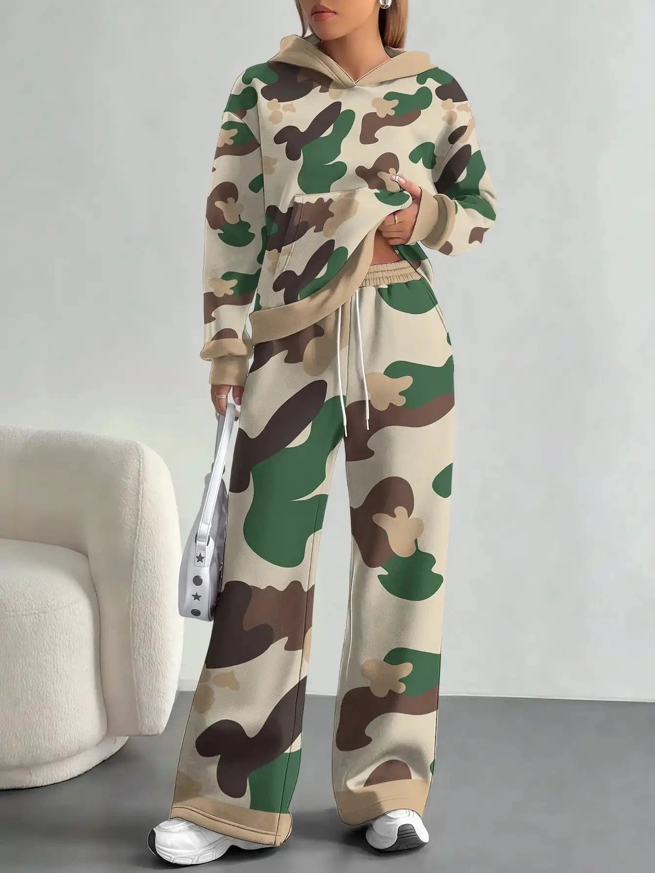 2025 new green camouflage sports style foreign trade printing hot style fashion casual outdoor European and American women's sui Colouronova