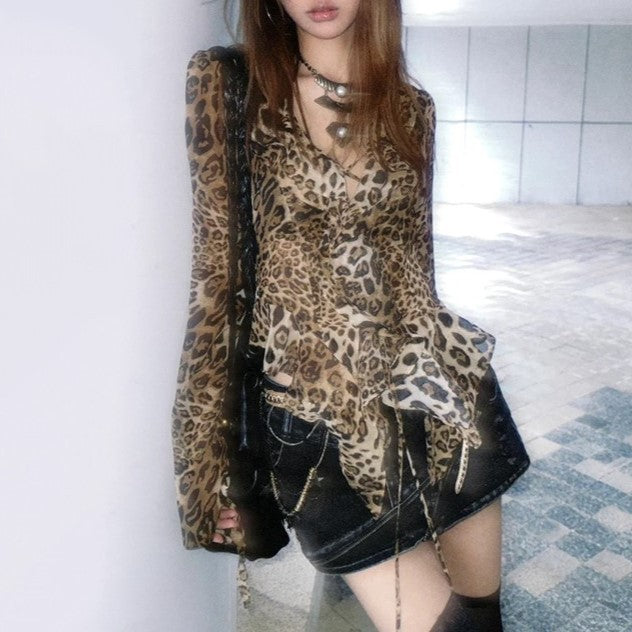 Women's Leopard Print V-Neck Chiffon Shirt Colouronova