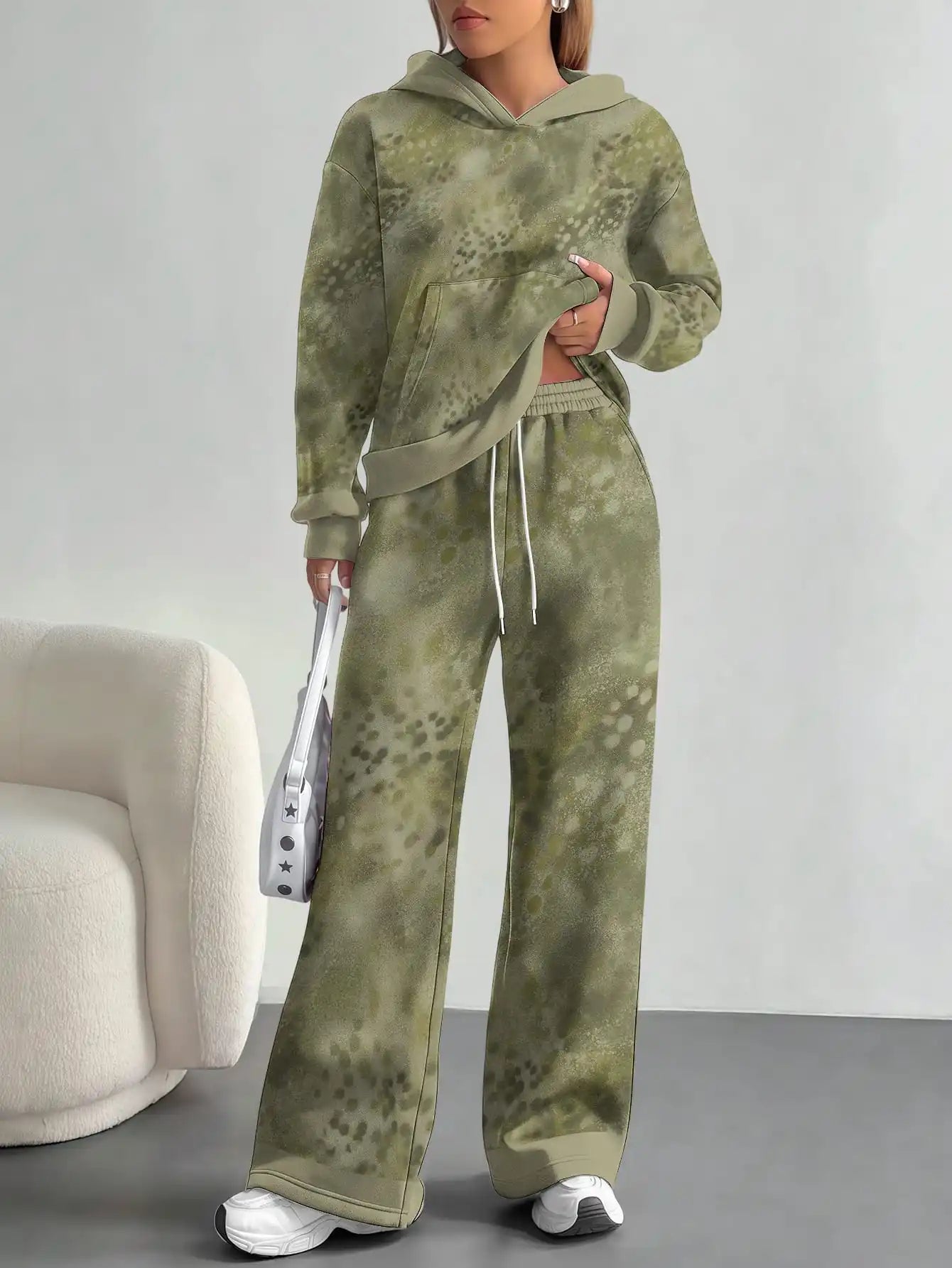 2025 new yellow green camouflage sports style foreign trade comfortable fashion leisure outdoor European and American women's su - Colouronova