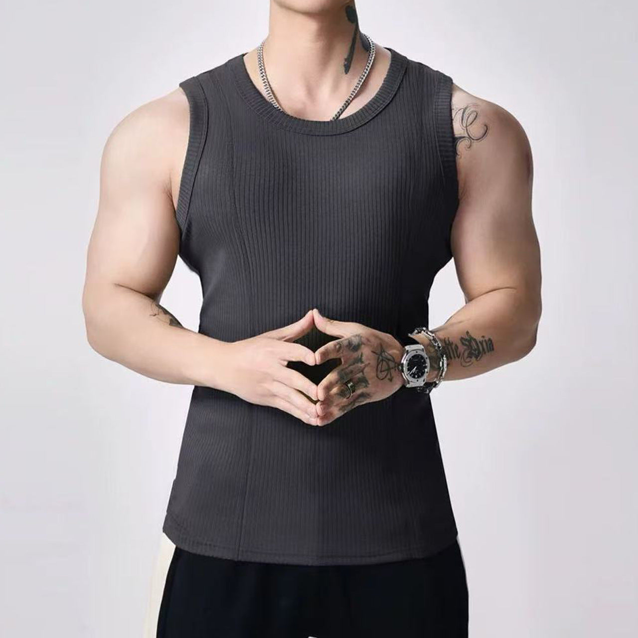 Sleeveless vest Colouronova